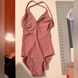 Eleve leotard size medium